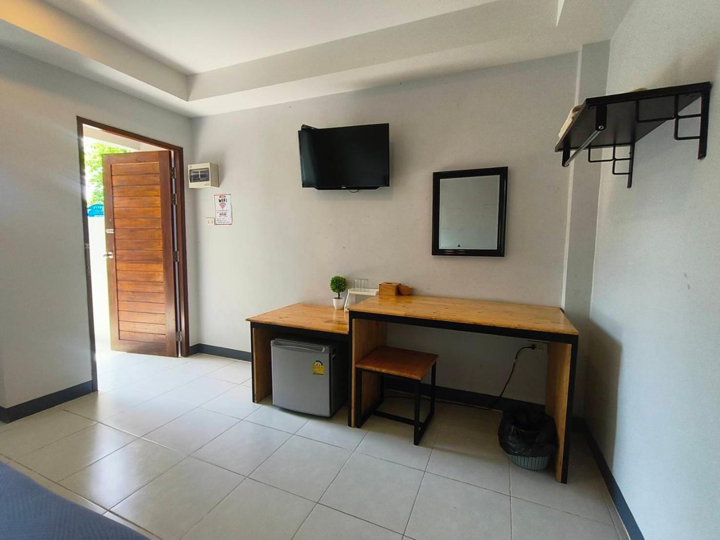 Nangkam Boutique Donsak Hotel Ban Pheng Krong Exterior photo
