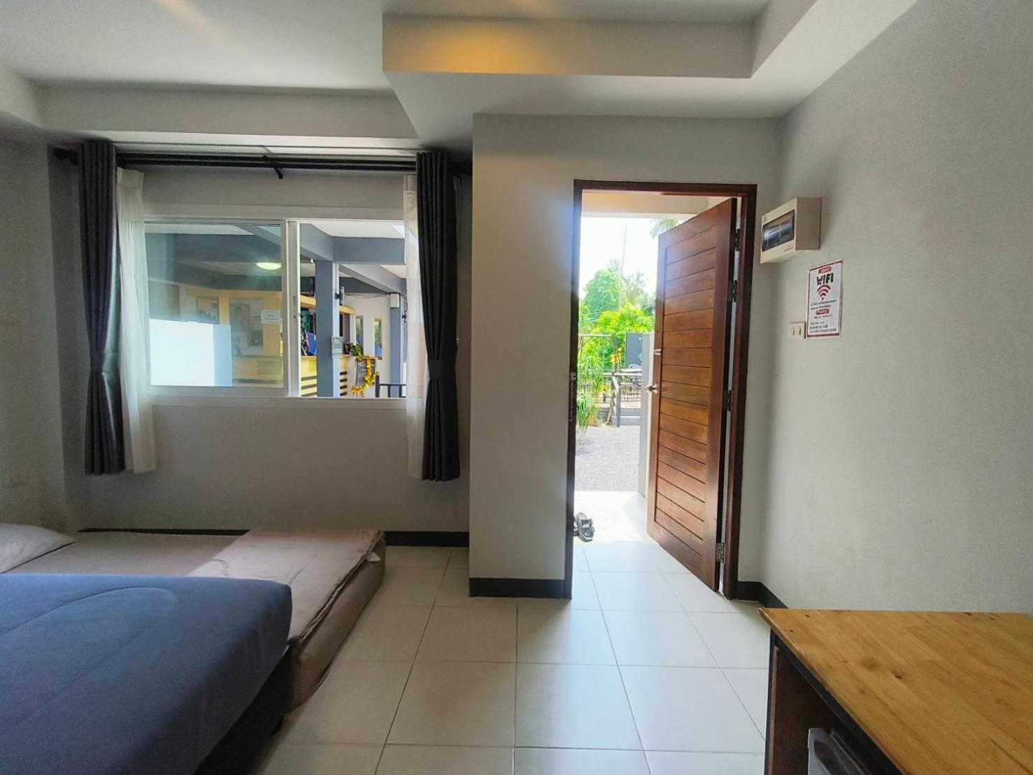 Nangkam Boutique Donsak Hotel Ban Pheng Krong Exterior photo